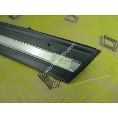 PROFILO MODANATURA RENAULT 7704003419-3