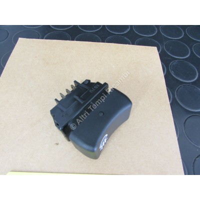 PULSANTE INTERRUTTORE COMANDO TERGILUNOTTO RENAULT 12 7701348955-0