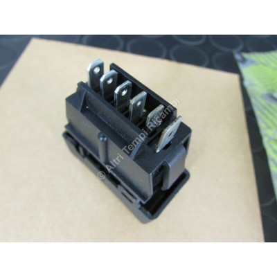 PULSANTE INTERRUTTORE COMANDO TERGILUNOTTO RENAULT 19 7700794686-1