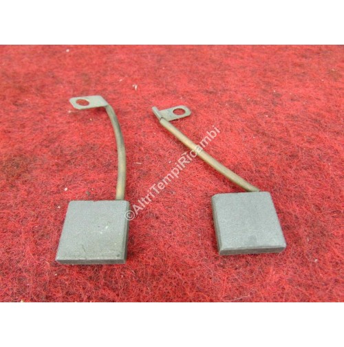 SPAZZOLE DINAMO PER INNOCENTI MINI MINOR LAX 23 DYNAMO GENERATOR BRUSH KIT