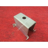 STAFFA SUPPORTO PARAURTI ANTERIORE FIAT 126 1 SERIE