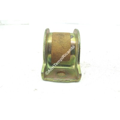 SUPPORTO BARRA STABILIZZATRICE AUTOBIANCHI A112 4467107 SUPPORT STABILIZER BAR L-1