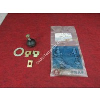 TESTA SNODO BRACCIO SOSPENSIONE LEYLAND METRO 1077