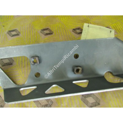 TRAVERSA STAFFA RENAULT R21 7750772928-1