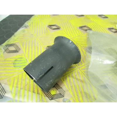 TUBO RACCORDO SCARICO RENAULT R30 7700668563-3