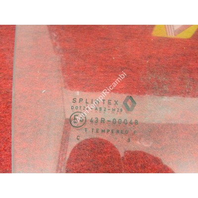 VETRO SCENDENTE PORTA ANT DX RENAULT R19 7700780543-1