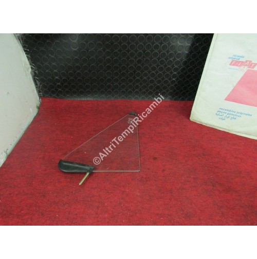 VETRO TRIANGOLO ANTERIORE SX CM 23 X 30 FIAT 127 C - CL 2 SERIE 4/5 PORTE 391946